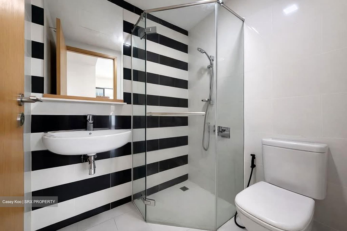 Skysuites 17 (D12), Apartment #552721811